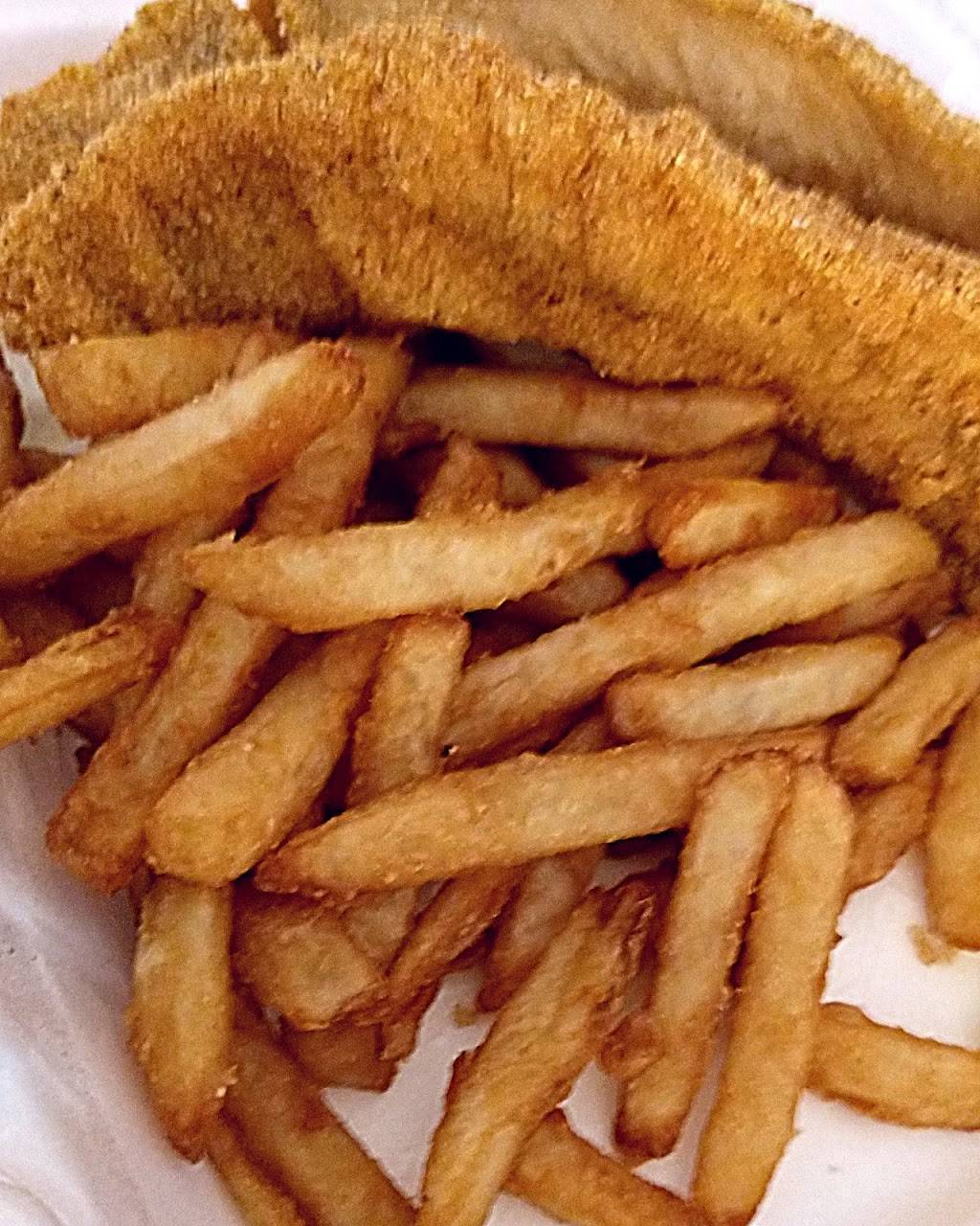 Crispy Fish & Chicken | restaurant | 4 E State St, Trenton, OH 45067, USA | 5134684033 OR +1 513-468-4033