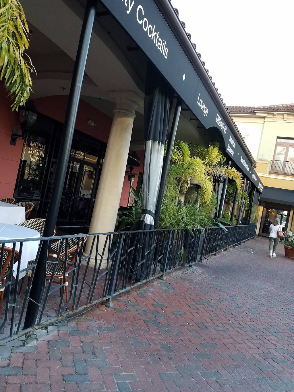 Urbain 40 American Brasserie and Lounge | restaurant | 8000 Via Dellagio Way, Orlando, FL 32819, USA | 4078722640 OR +1 407-872-2640