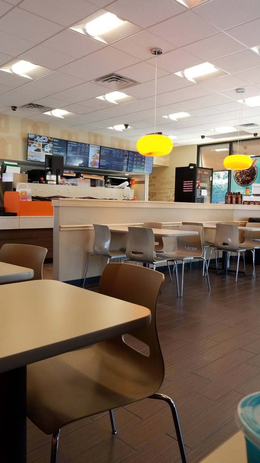 Dunkin | bakery | 1005 Fairmont Ave, Fairmont, WV 26554, USA | 6814046491 OR +1 681-404-6491