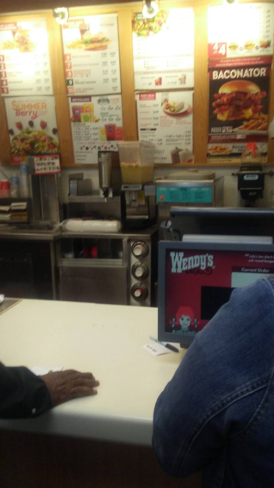 Wendys | restaurant | 5833 East 8 Mile Road, Warren, MI 48091, USA | 5867551940 OR +1 586-755-1940