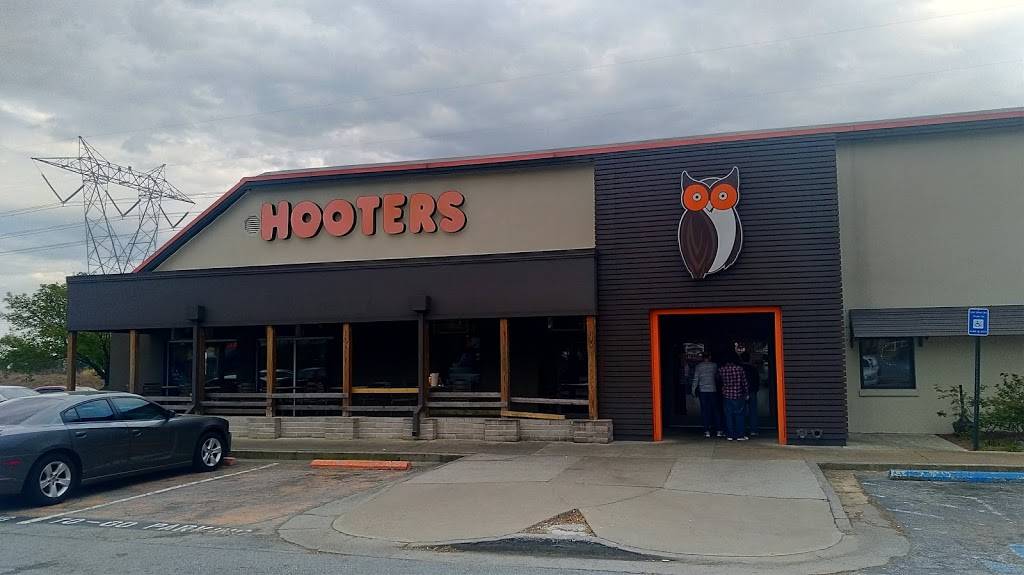 Hooters | meal takeaway | 3550 Gwinnett Pl Dr NW, Duluth, GA 30096, USA | 7704970880 OR +1 770-497-0880