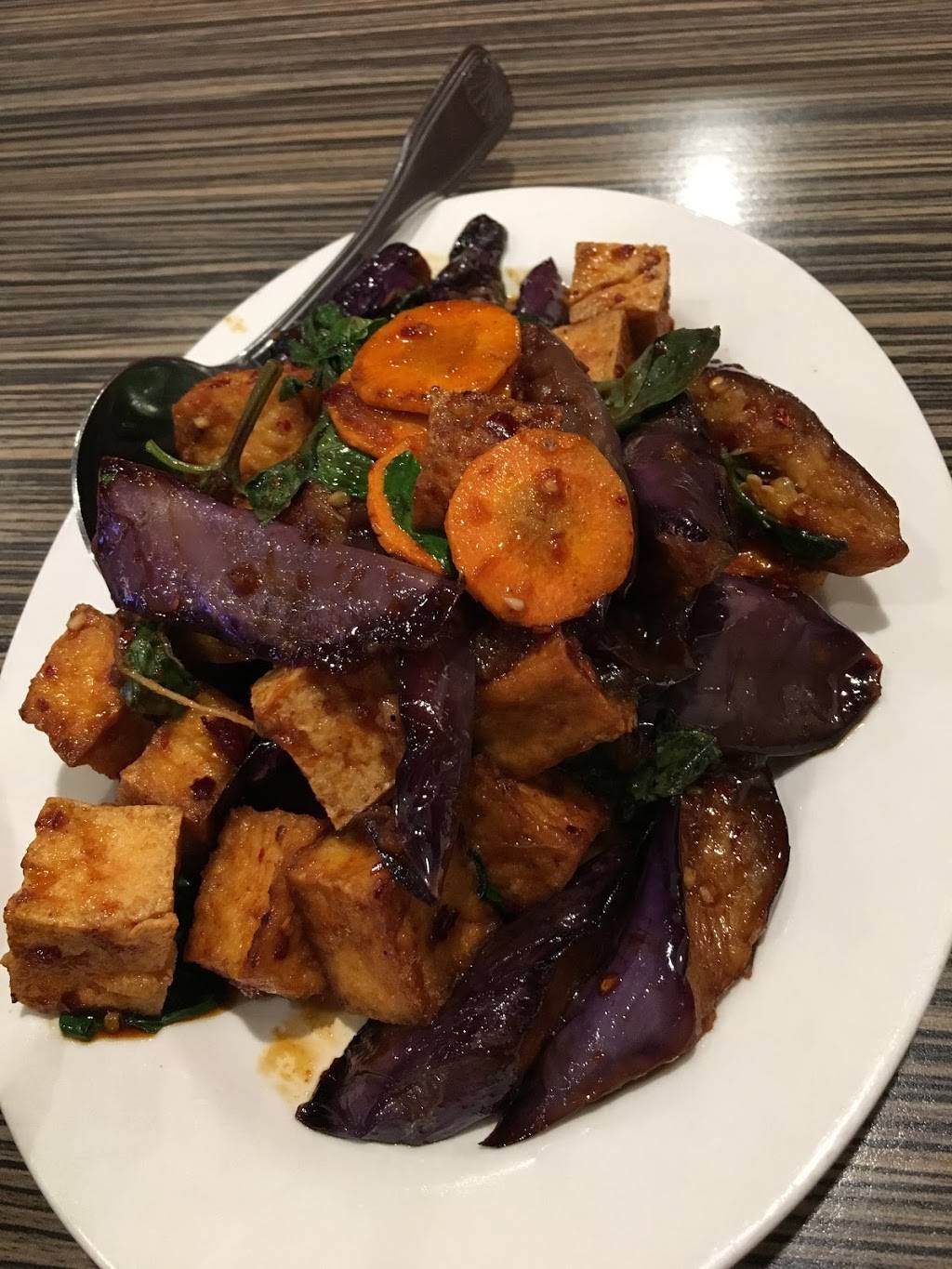 Lucky Chinese Food | restaurant | 9740 Mission Gorge Rd B, Santee, CA 92071, USA | 6195962978 OR +1 619-596-2978