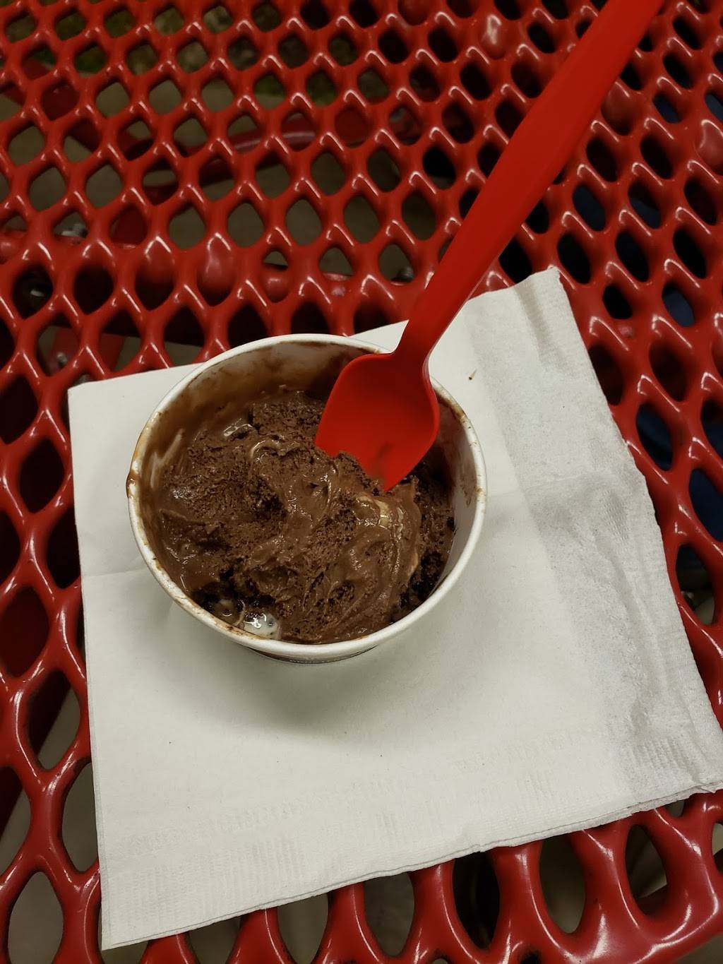 Brusters Real Ice Cream | restaurant | 2450 FL-50, Clermont, FL 34711, USA | 3527085851 OR +1 352-708-5851