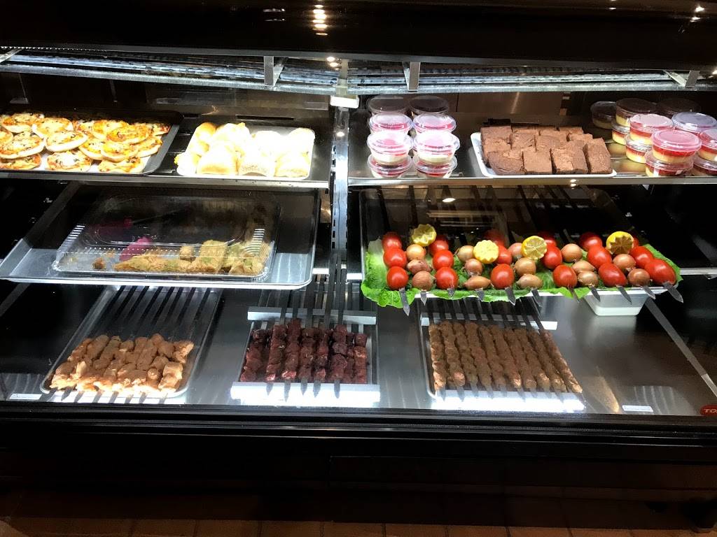 Grillade Damlaj | restaurant | 1712 Rue DOxford, Saint-Laurent, QC H4L 1B6, Canada | 5143378333 OR +1 514-337-8333