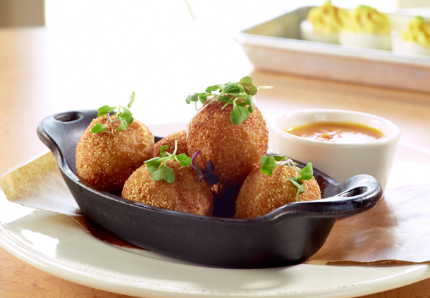 The Commons Restaurant | restaurant | 4021 Lakeview Dr, Stone Mountain, GA 30083, USA | 7704653260 OR +1 770-465-3260