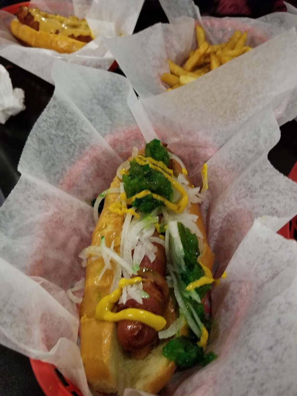 Knuckleheads | restaurant | 80 Center St, Wallingford, CT 06492, USA | 2037937623 OR +1 203-793-7623