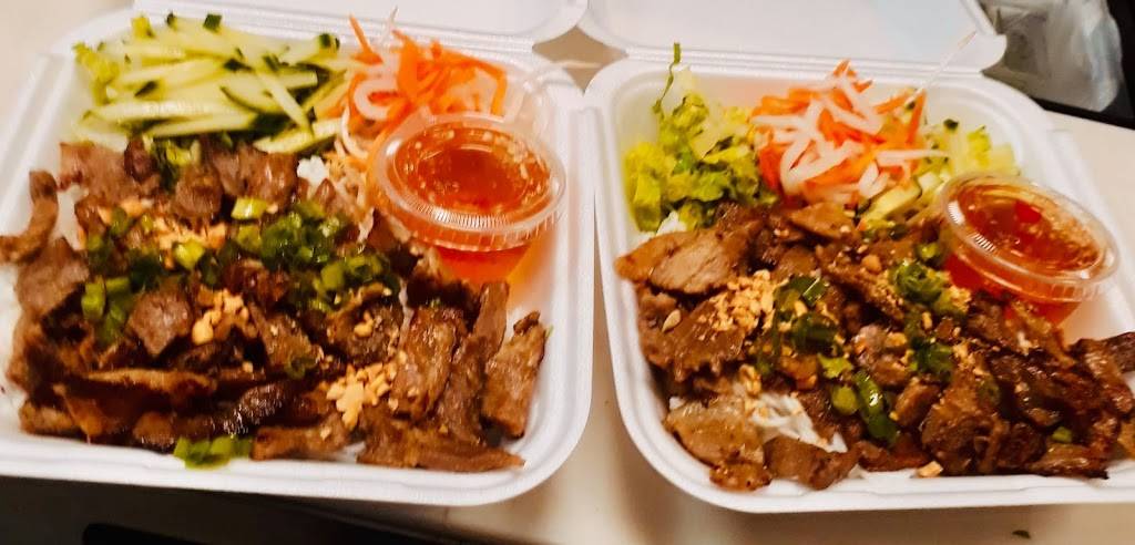 banh mi & tea | restaurant | 9321 6 Mile Cypress Pkwy #160, Fort Myers, FL 33966, USA | 2392028078 OR +1 239-202-8078