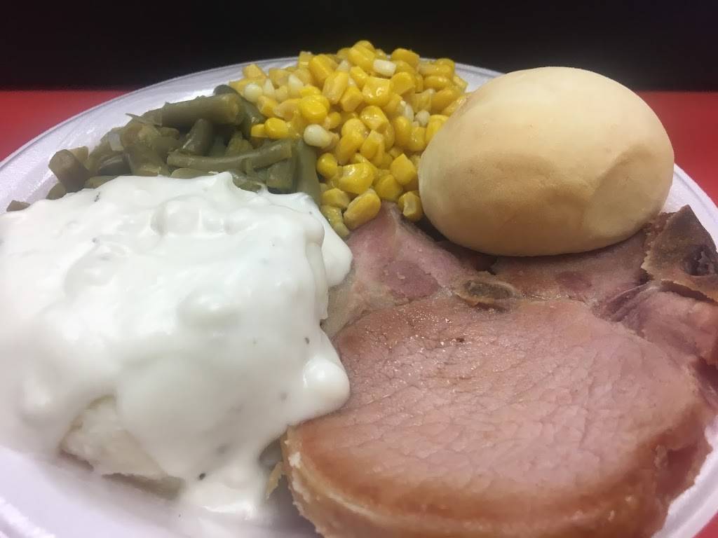 Freudenbergs Mini Mart | restaurant | 10922 IN-57, Elberfeld, IN 47613, USA | 8129833200 OR +1 812-983-3200