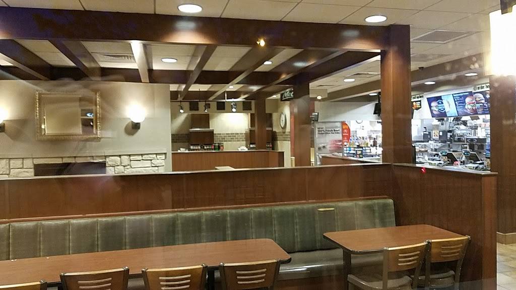 McDonalds | cafe | 6125 N Milwaukee Ave, Chicago, IL 60646, USA | 7736317817 OR +1 773-631-7817