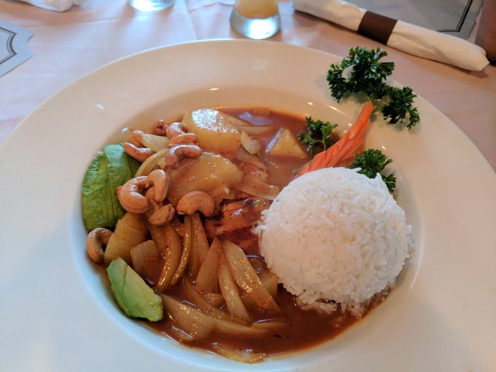 Royal Bistro Thai Asian Fusion Restaurant | restaurant | 6365 Spalding Dr suite a, Peachtree Corners, GA 30092, USA | 8286359745 OR +1 828-635-9745