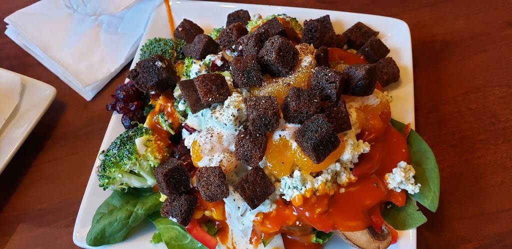 Ruby Tuesday | restaurant | 30901 Gratiot Ave, Roseville, MI 48066, USA | 5864159478 OR +1 586-415-9478