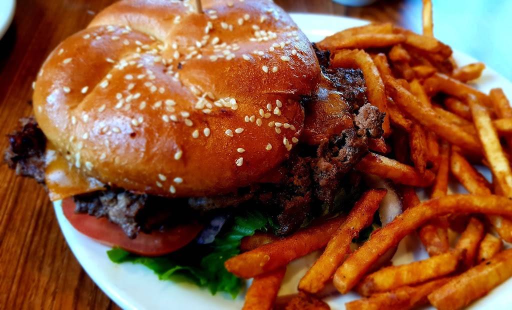 Dennys | restaurant | 5900 Atlantic Blvd, Maywood, CA 90270, USA | 3235603205 OR +1 323-560-3205