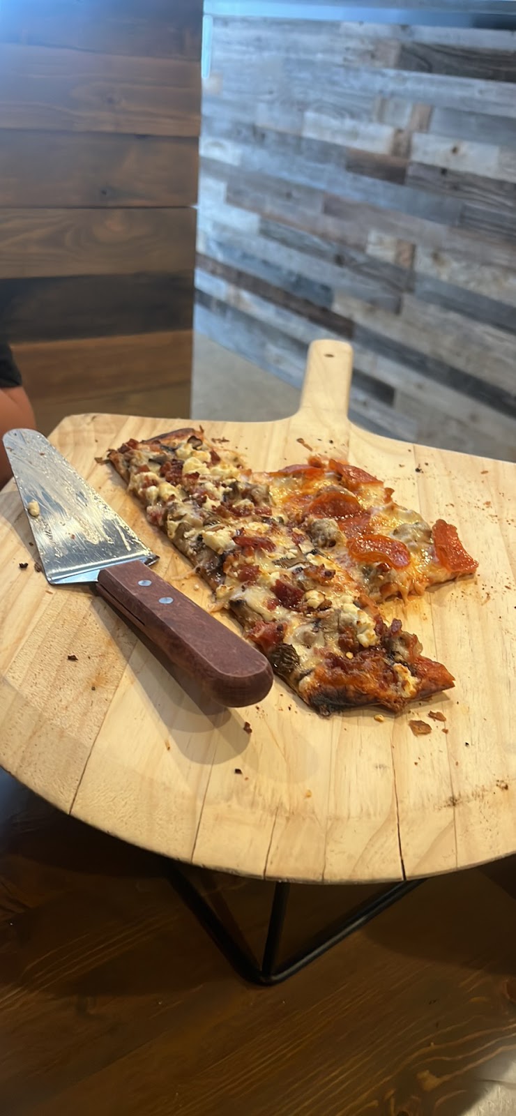 Pat Pianettos Pizzeria | restaurant | 3150 Tampa Rd Suite 7, Oldsmar, FL 34677, USA | 7273306678 OR +1 727-330-6678