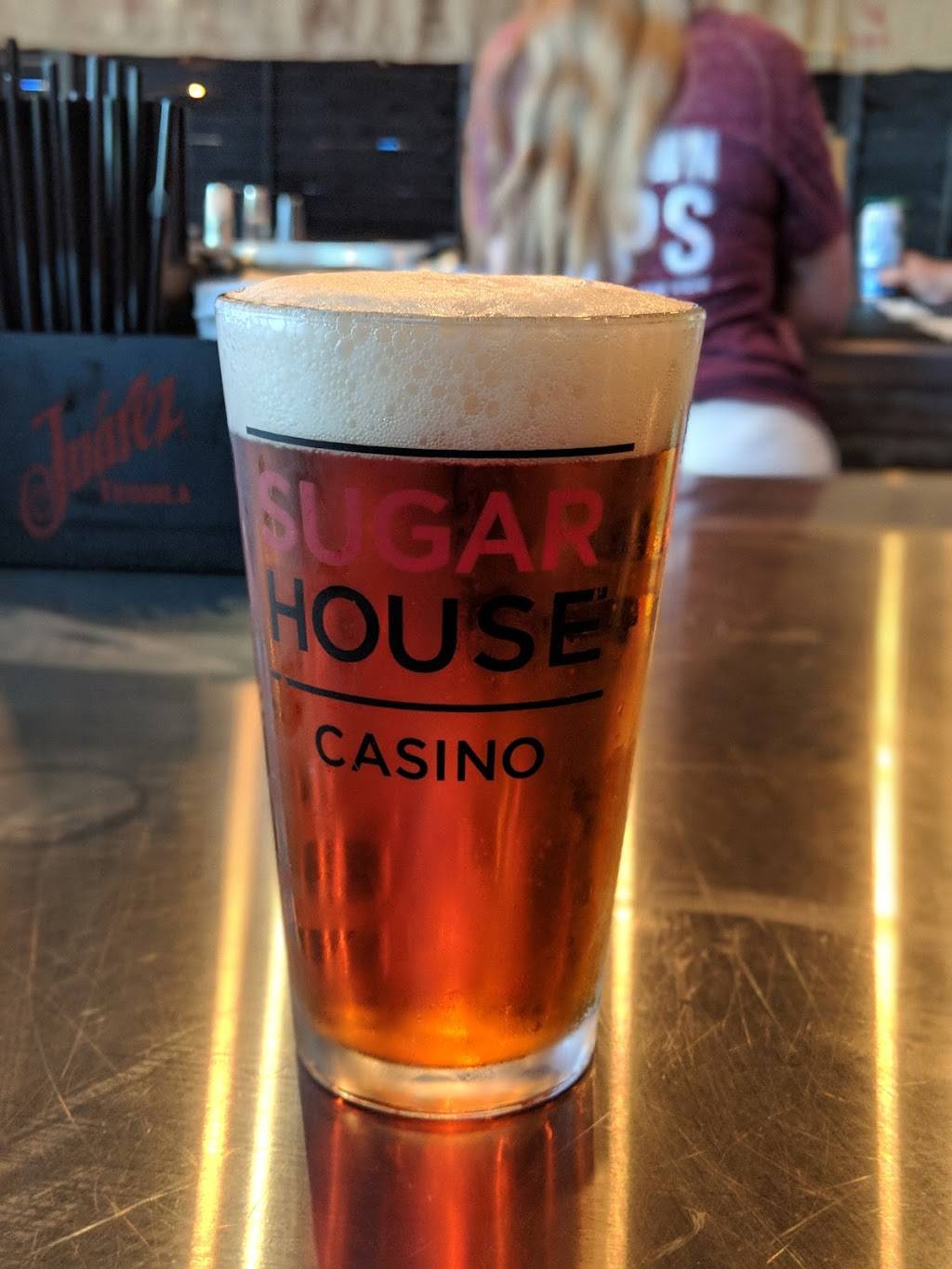 Fishtown Hops | restaurant | 1001 N Delaware Ave, Philadelphia, PA 19125, USA | 8774773715 OR +1 877-477-3715