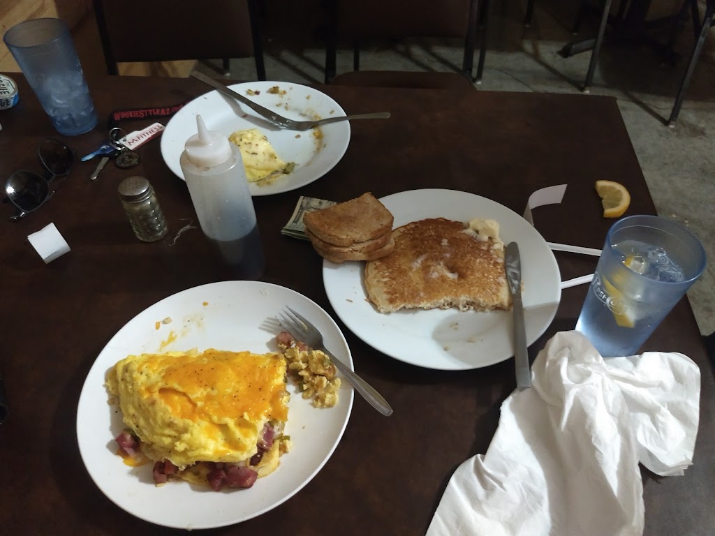 Wood Shed Cafe | restaurant | 2232 AZ-260, Overgaard, AZ 85933, USA | 9285353700 OR +1 928-535-3700