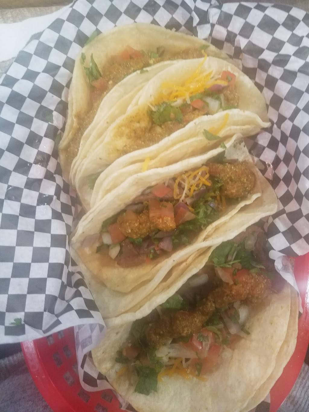 Calle Tacos & Lounge | restaurant | 1440 Secor Rd Suite 120R, Toledo, OH 43607, USA | 4194692467 OR +1 419-469-2467