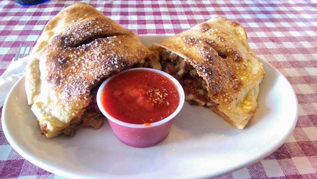 Savellis Pizza, Pasta and Subs | restaurant | 301 Manitou Ave, Manitou Springs, CO 80829, USA | 7196853755 OR +1 719-685-3755