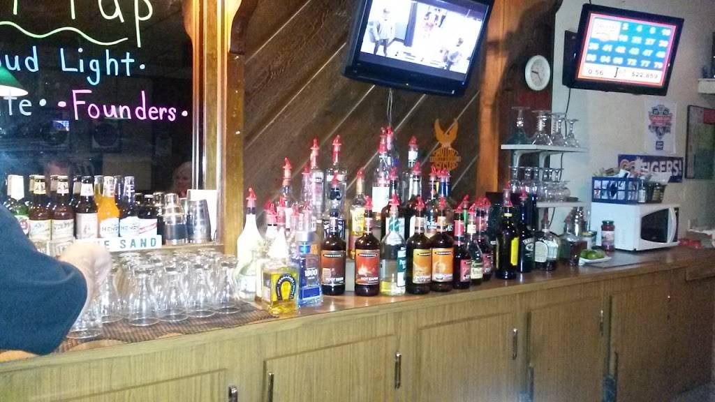 The Pump House | restaurant | 1507 Langley St SE, Grand Rapids, MI 49508, USA | 6164553960 OR +1 616-455-3960