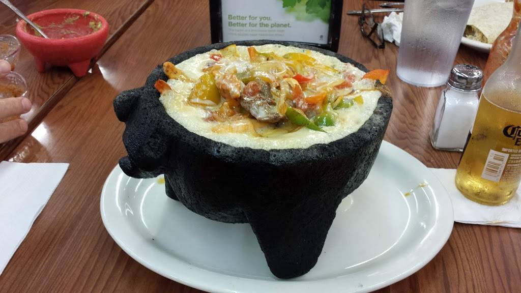 La Perla 3 Mexican Restaurant | restaurant | 2508 S Roan St, Johnson City, TN 37601, USA | 4232628200 OR +1 423-262-8200