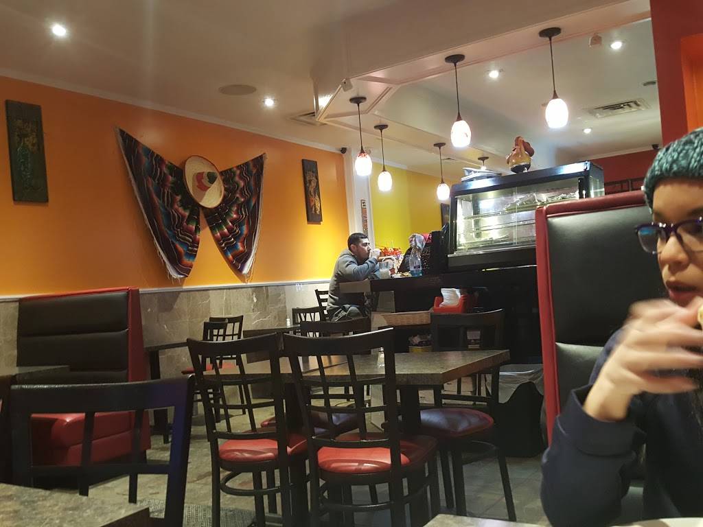 El Taco Guapo | restaurant | 205 Broadway, Lawrence, MA 01840, USA | 9786553134 OR +1 978-655-3134