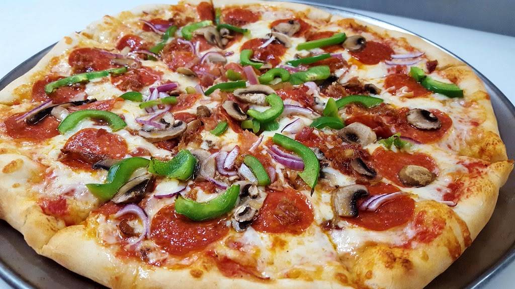 Lake Chatuge Pizza & Brew | restaurant | 3196 Hwy 515 East, Unit 3, Blairsville, GA 30512, USA | 7068351331 OR +1 706-835-1331