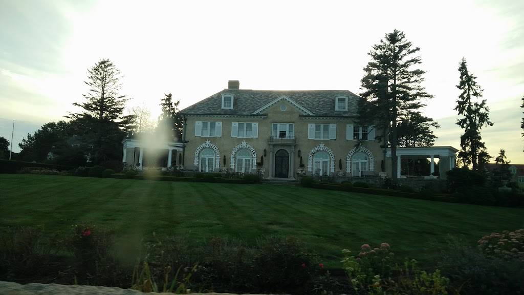 Hampton Beach Seafood Festival | restaurant | 180 Ocean Blvd, Hampton, NH 03842, USA | 6039268718 OR +1 603-926-8718