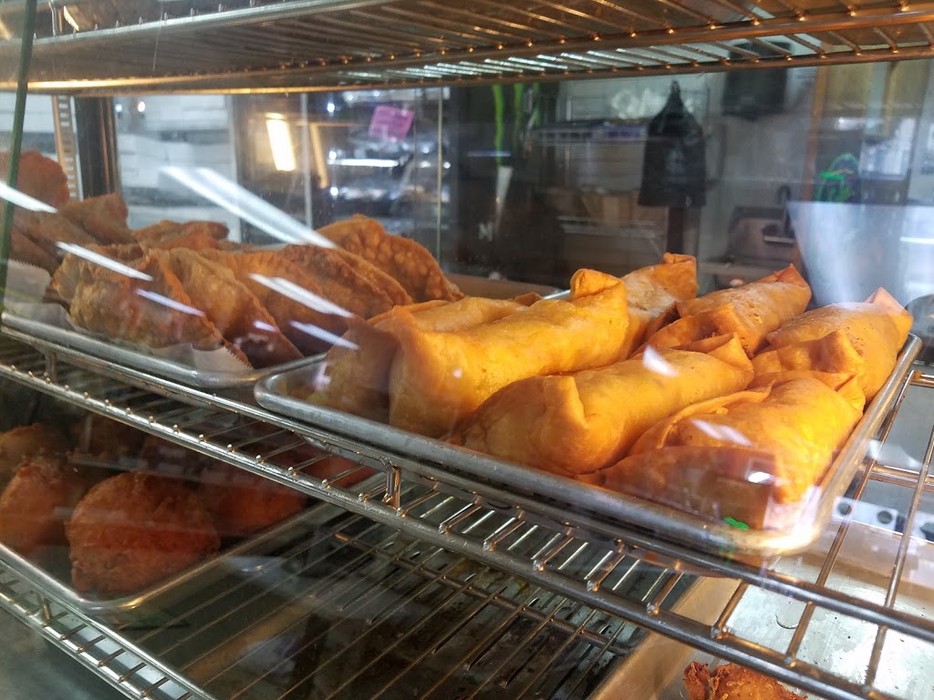 Gonzalez Grocery | bakery | 2522 Lexington Ave, Lorain, OH 44052, USA | 4402453185 OR +1 440-245-3185