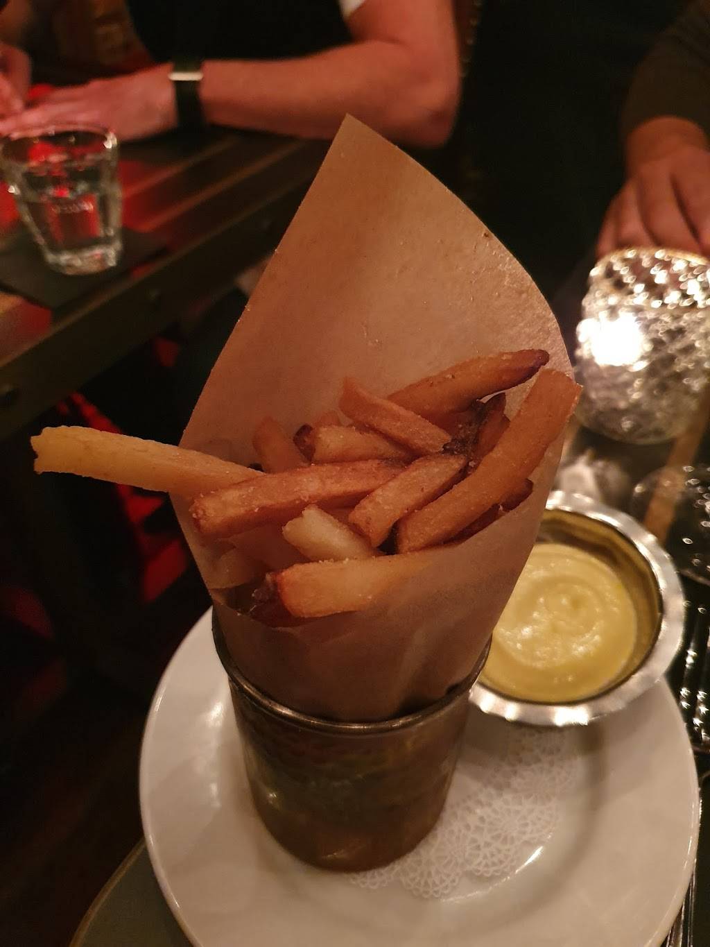 Perry Langs | restaurant | 6539 Washington St, Yountville, CA 94599, USA | 7079454522 OR +1 707-945-4522