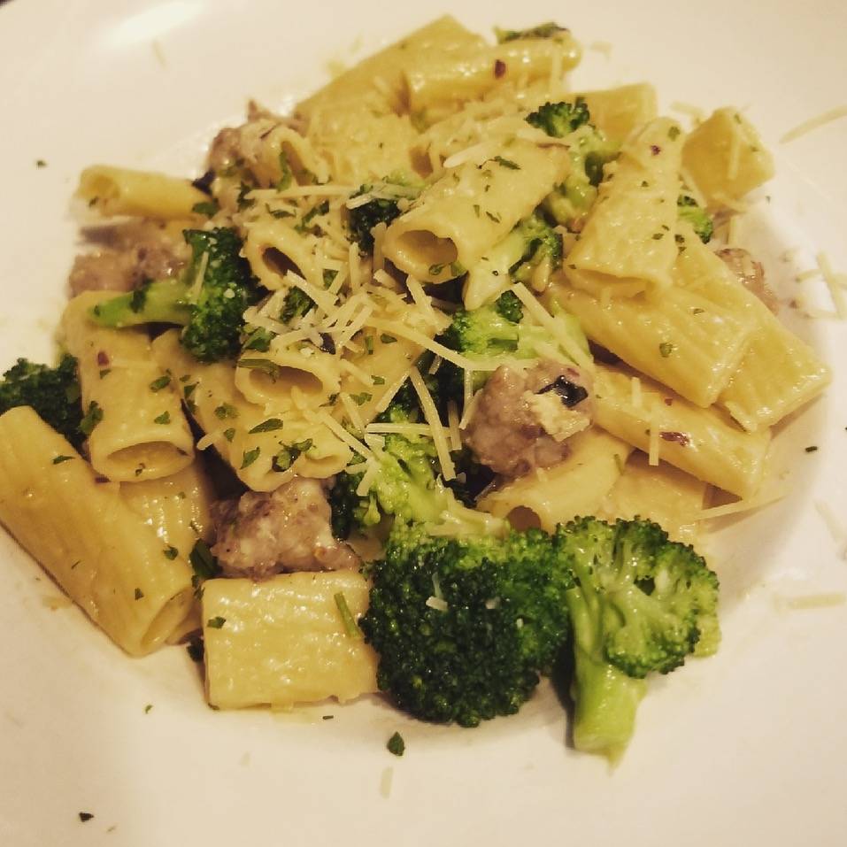 Geppettos Pizza & Pasta | restaurant | 113 N Oak Park Ave, Oak Park, IL 60301, USA | 7083869200 OR +1 708-386-9200