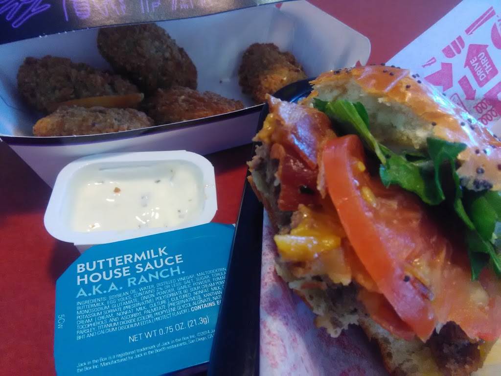 Jack in the Box | restaurant | 5700 Sycamore Canyon Blvd, Riverside, CA 92507, USA | 9517878079 OR +1 951-787-8079