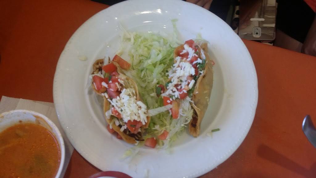 Lupes Lunch Room | restaurant | 1198 Mirasol St, Los Angeles, CA 90023, USA | 3232678623 OR +1 323-267-8623