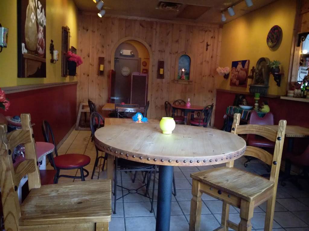 El Tango Latin Mexican Grill | restaurant | 4510, 14224 Madison Ave, Cleveland, OH 44107, USA | 2162269999 OR +1 216-226-9999