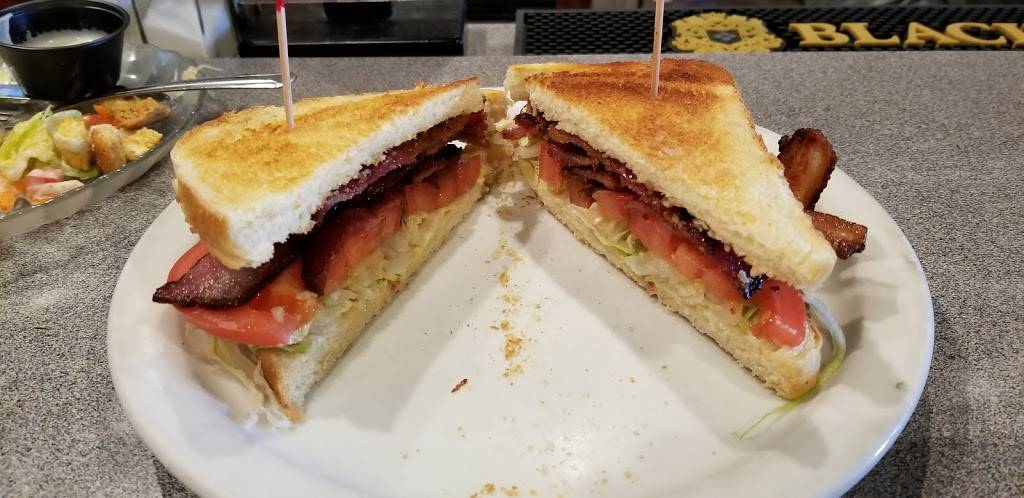 A J Hideaway Bar & Grill | restaurant | 5048 River Rd N, Keizer, OR 97303, USA | 5033931250 OR +1 503-393-1250