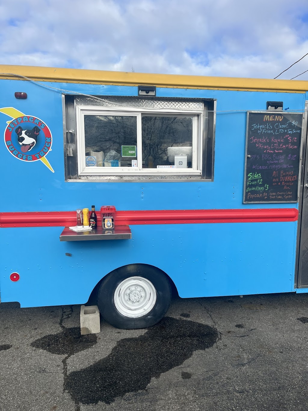 Jetpacks Burger Truck | restaurant | 2634 N High St, Columbus, OH 43202, USA | 6143018575 OR +1 614-301-8575