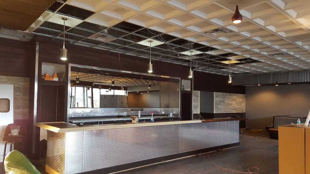 The Entrance | restaurant | 15101 Dixie Hwy, Harvey, IL 60426, USA | 7085664356 OR +1 708-566-4356