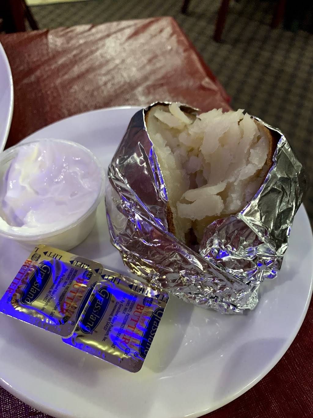 Rose Bud Inn | restaurant | 1654 William Penn Ave, Johnstown, PA 15909, USA | 8145391411 OR +1 814-539-1411