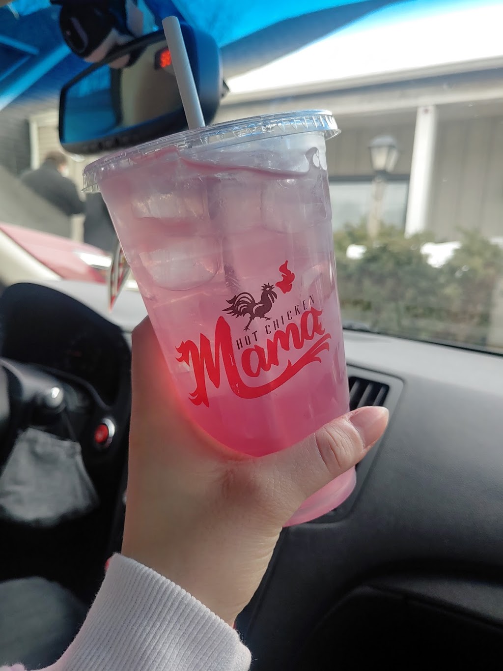 Hot Chicken Mama | restaurant | 168 Montauk Hwy, Blue Point, NY 11715, USA | 6316218200 OR +1 631-621-8200