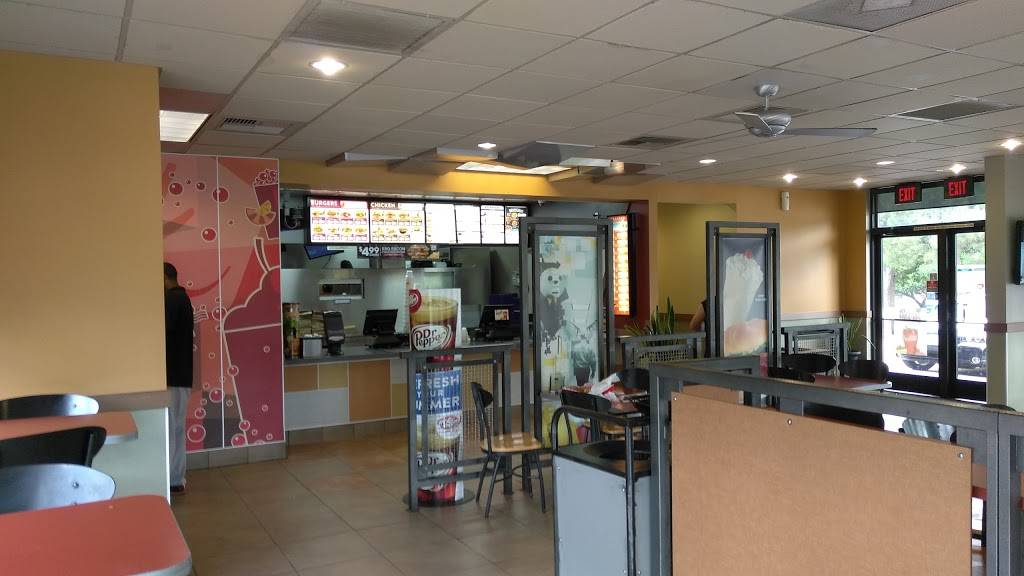 Jack in the Box | restaurant | 14100 Trinity Blvd, Fort Worth, TX 76155, USA | 8173589517 OR +1 817-358-9517