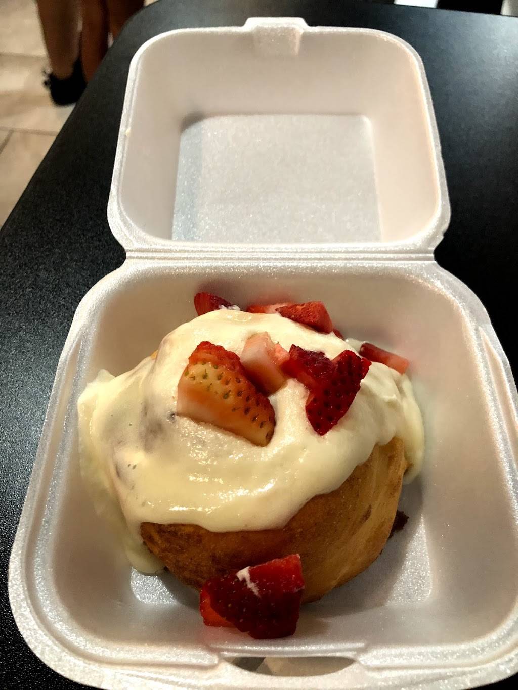 Cinnaholic | bakery | 1609 Norman Dr, Valdosta, GA 31601, USA | 2294744484 OR +1 229-474-4484