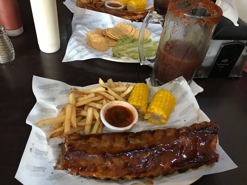 Chiltepinos Wings Rosarito Mall | restaurant | Carretera Tijuana - Ensenada 300, Rosarito Mall, Parcelas, 22000 Rosarito, B.C., Mexico | 016616139372 OR +52 661 613 9372