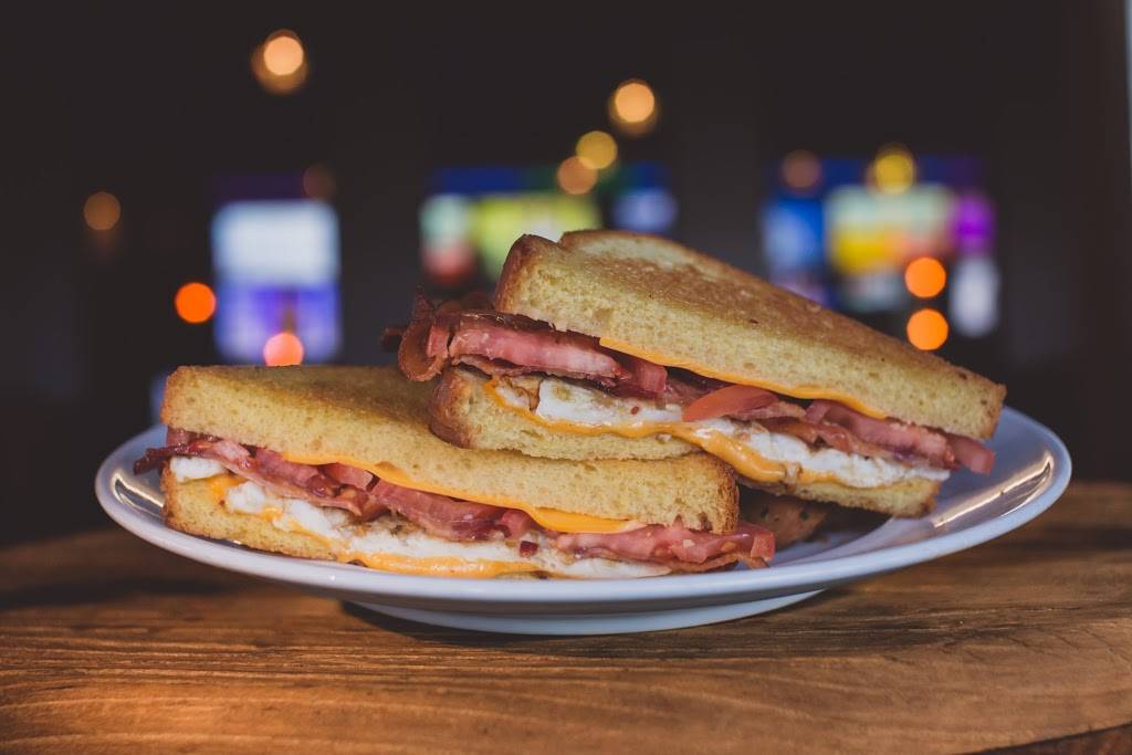 PKWY Tavern Marks | restaurant | 445 Marks St #6669, Henderson, NV 89014, USA | 7025863557 OR +1 702-586-3557