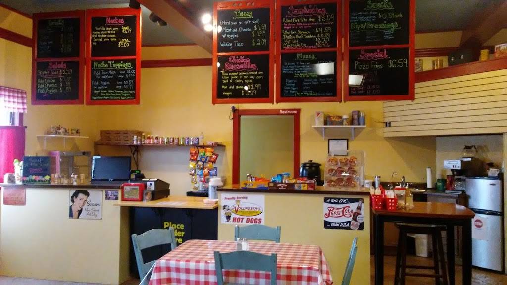 The Lunch Box | restaurant | 901-1099 E Cloverland Dr, Ironwood, MI 49938, USA | 9063648102 OR +1 906-364-8102