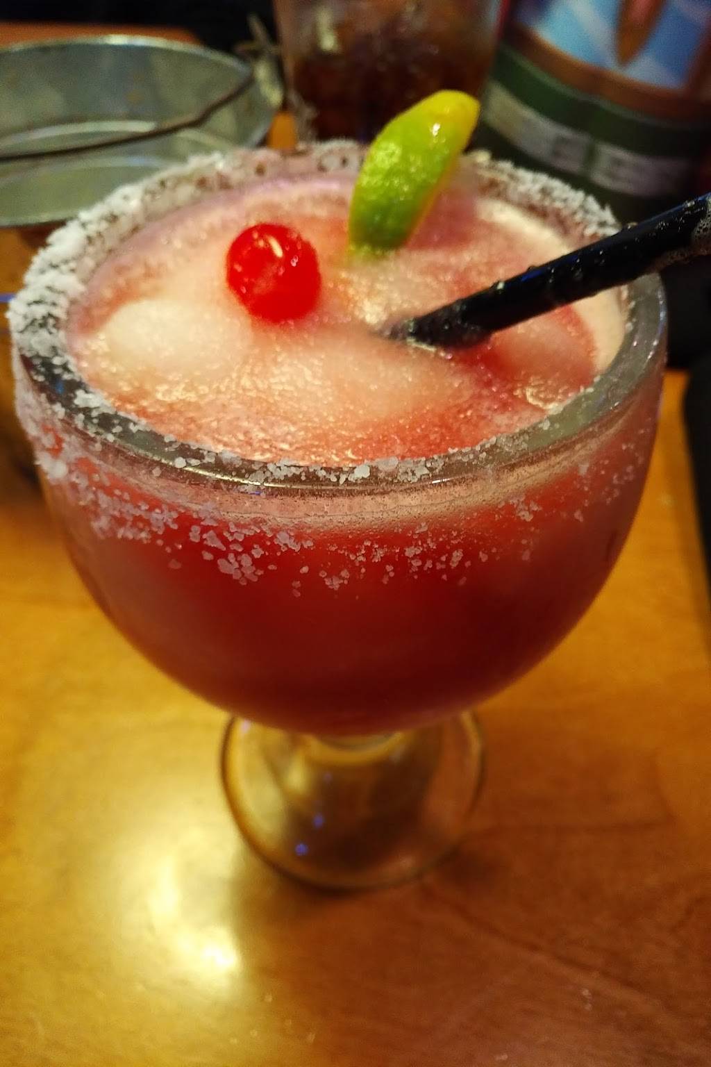 Texas Roadhouse | restaurant | 10729 Gateway Blvd W, El Paso, TX 79935, USA | 9155917427 OR +1 915-591-7427