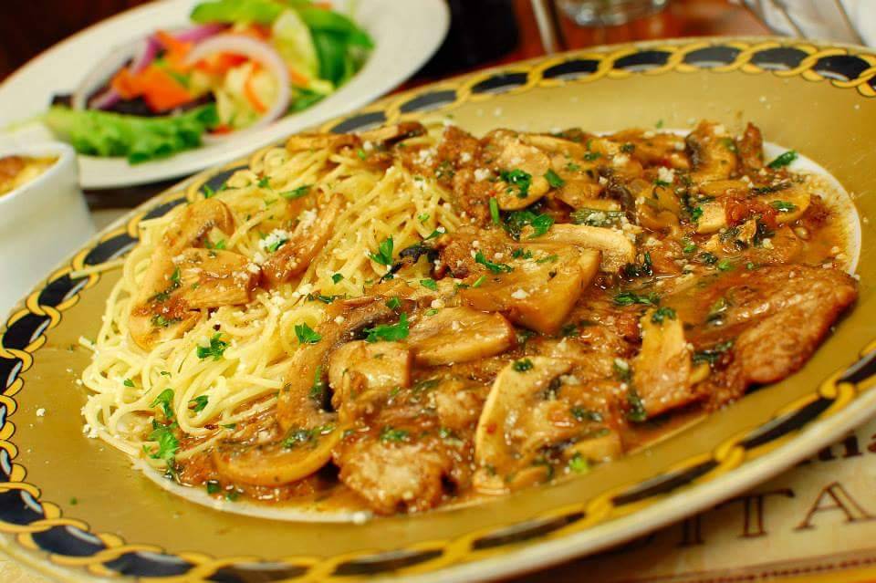 Julios Cafe | restaurant | 501 Baltimore Ave, Clarksburg, WV 26301, USA | 3046222592 OR +1 304-622-2592