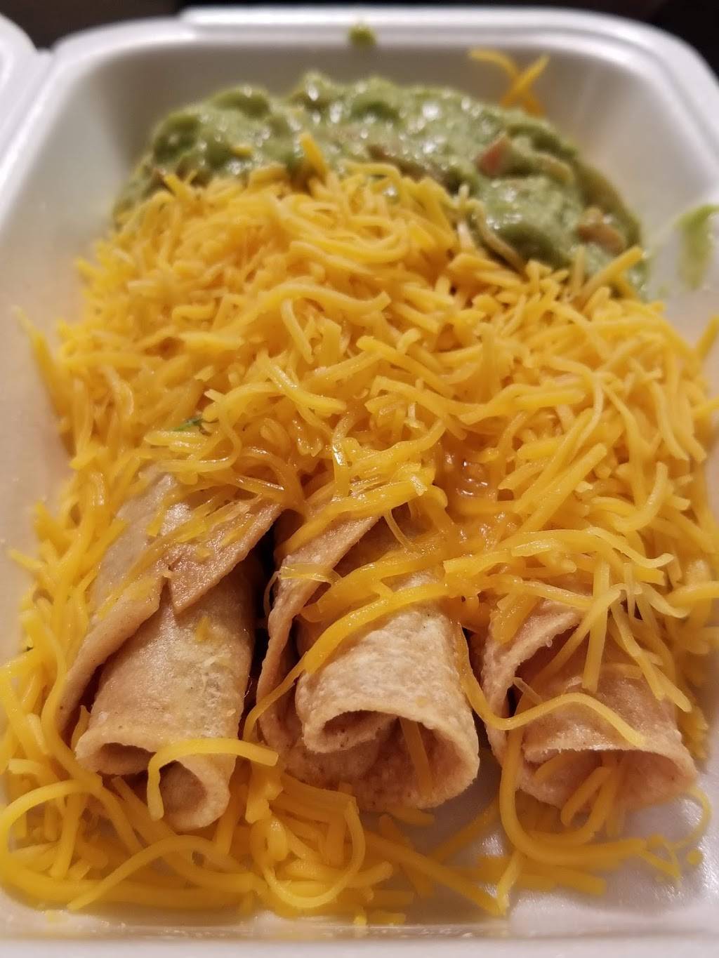 Federicos Mexican Food | restaurant | 1360 S Cotton Ln, Goodyear, AZ 85338, USA | 6239254115 OR +1 623-925-4115