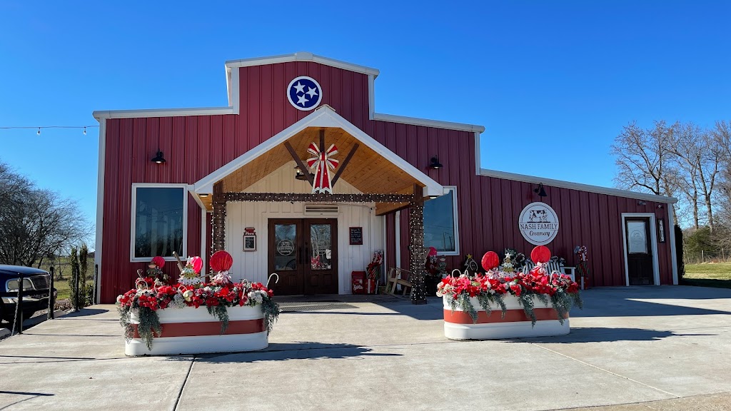 Nash Family Creamery | restaurant | 4019 US-41A N, Chapel Hill, TN 37034, USA | 9312942999 OR +1 931-294-2999