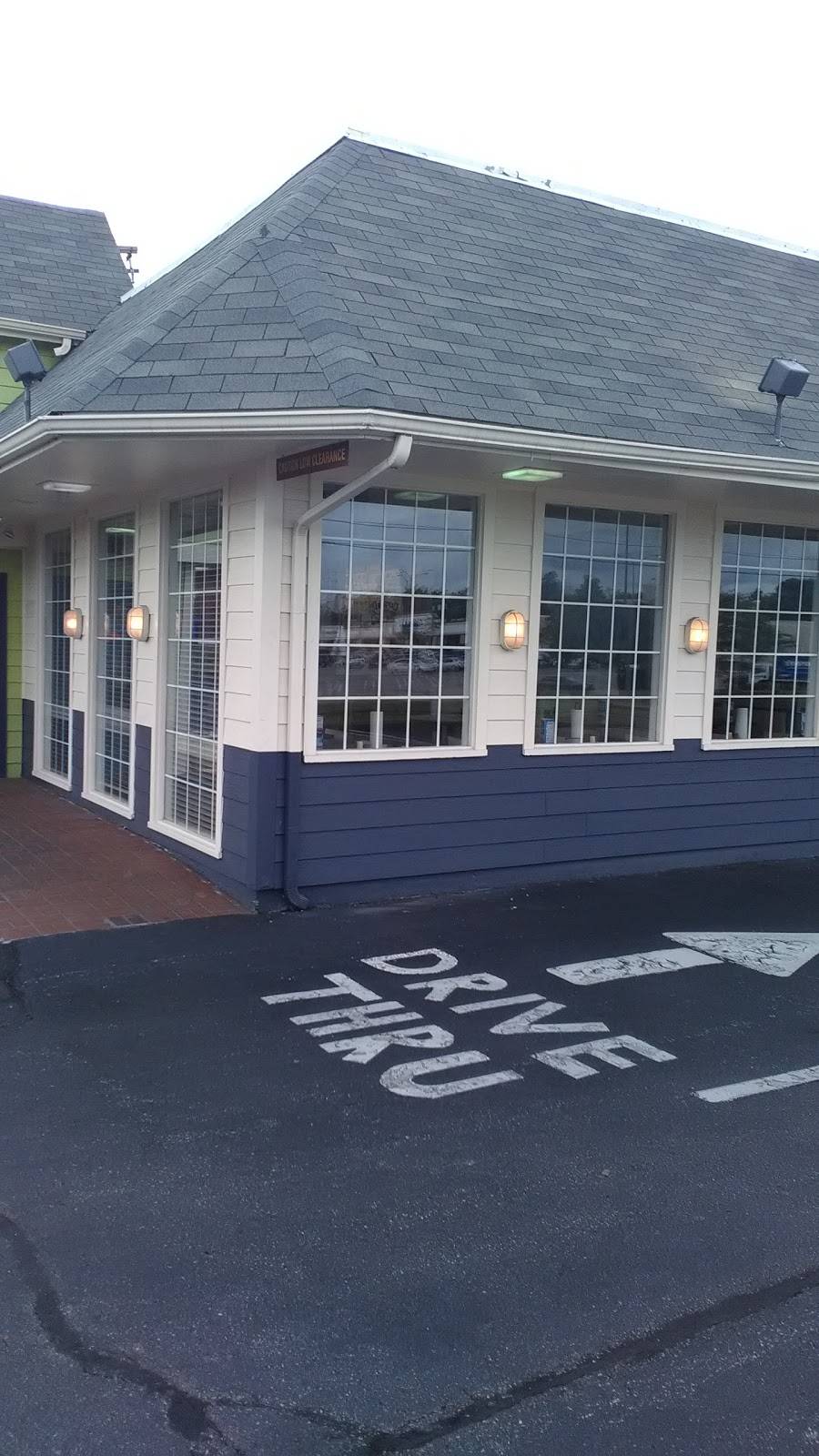 Captain Ds | restaurant | 125 N Mt Tabor Rd, Lexington, KY 40509, USA | 8592688818 OR +1 859-268-8818