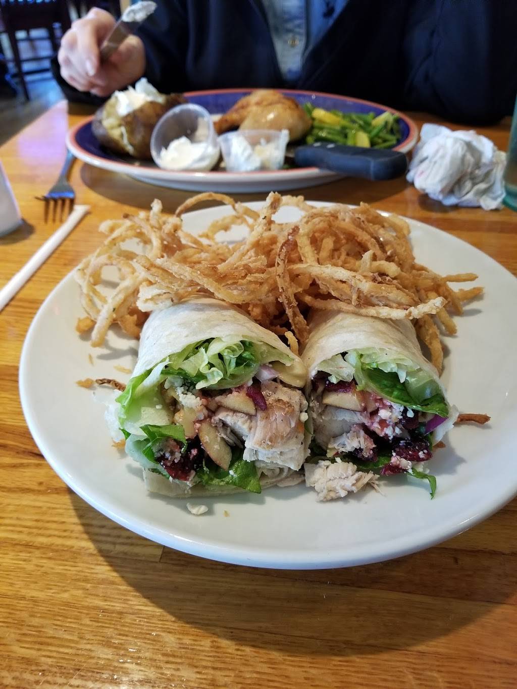 Charcoal Grill & Rotisserie | restaurant | 8300 Washington Ave, Mt Pleasant, WI 53406, USA | 2628849400 OR +1 262-884-9400