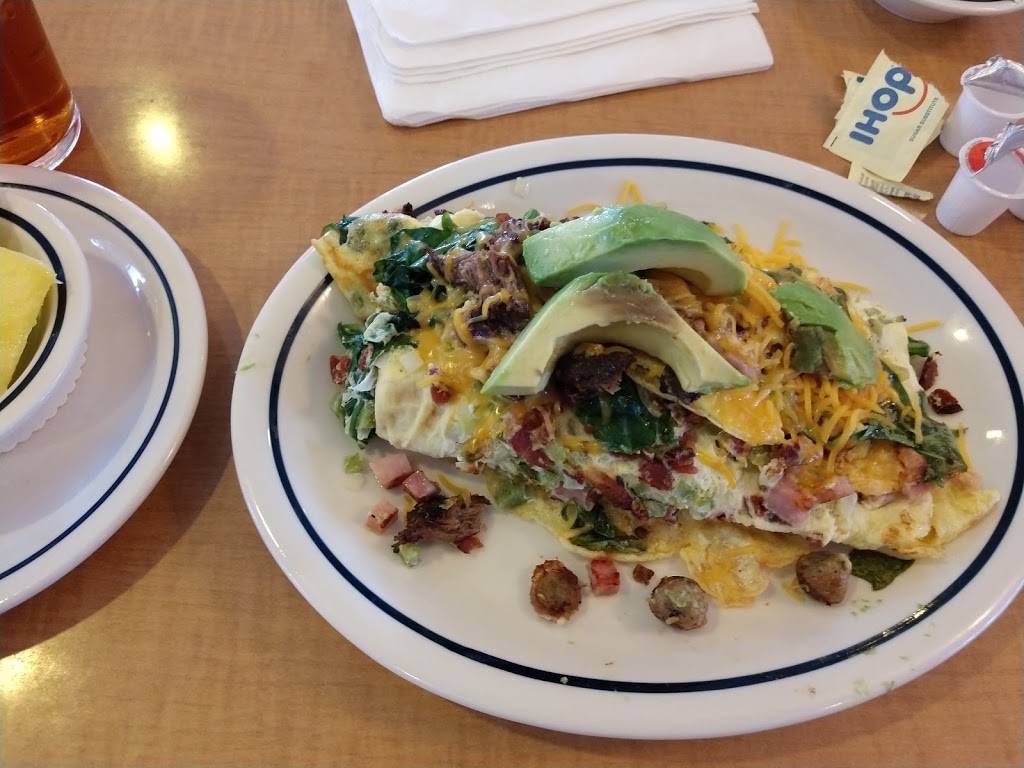 IHOP | restaurant | 165 Tom Hill Sr Blvd, Macon, GA 31210, USA | 4782547100 OR +1 478-254-7100