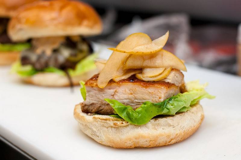 Konjoe Burger Bar | restaurant | 100 N Almaden Ave #180, San Jose, CA 95110, USA | 4084183160 OR +1 408-418-3160